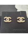 Classic Earrings CC Logo Pearl Crystal Gold A64766 - CHANEL - BALAAN 9