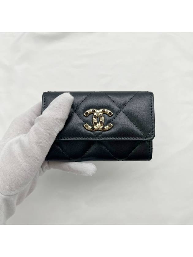 pearly lambskin resin gold flap card wallet black - CHANEL - BALAAN 9