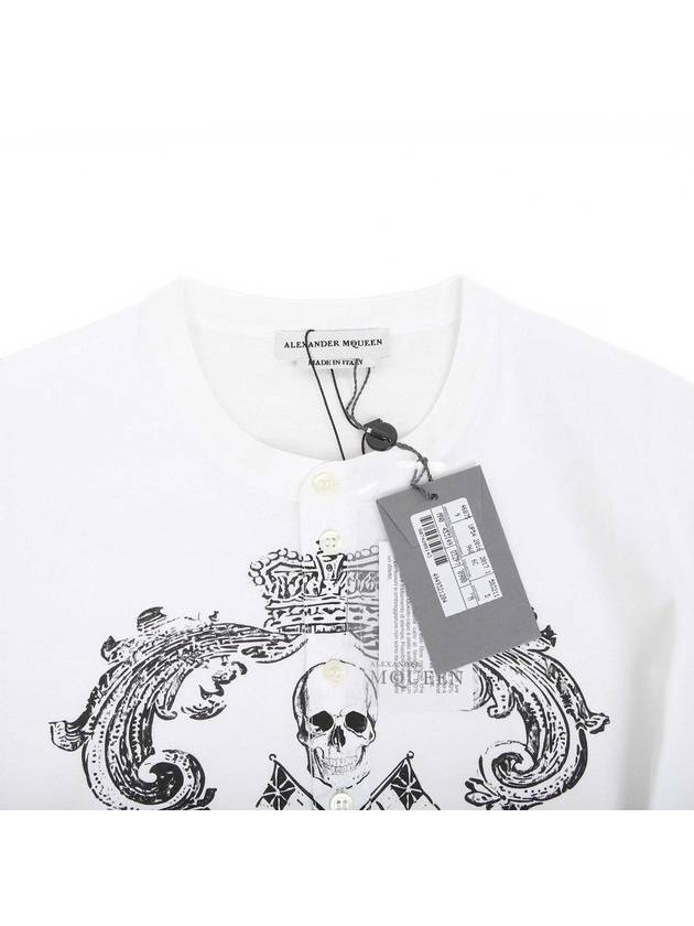 Skull Emblem Henry Neck Short Sleeve T-Shirt White - ALEXANDER MCQUEEN - BALAAN 9