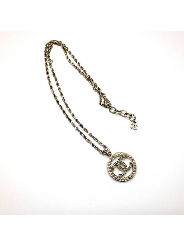 Circle CC Logo Pearl Ball Necklace Gold - CHANEL - BALAAN 5