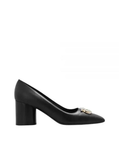 Gancini Leather Pumps Black - SALVATORE FERRAGAMO - BALAAN 2