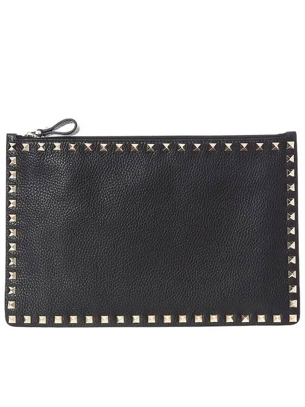 Rockstud Stampa Alce Clutch Bag Black - VALENTINO - BALAAN 2