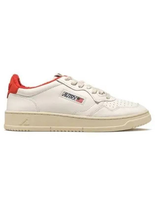 Medalist Red Tab Low Top Sneakers White - AUTRY - BALAAN 2