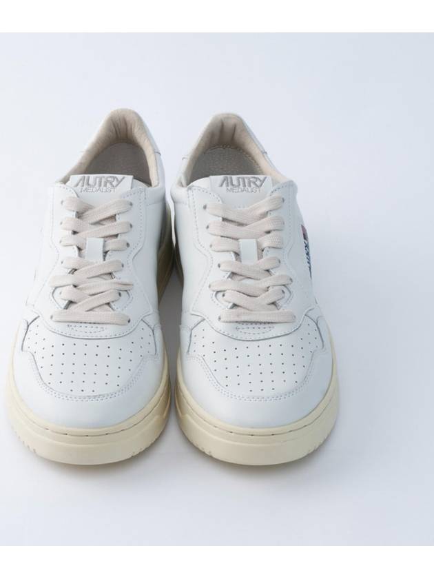 Medalist Low Top Sneakers White - AUTRY - BALAAN 4