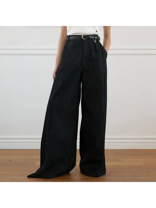 Denim One Tuck Wide Pants Black - NOIRER FOR WOMEN - BALAAN 1