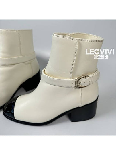 CC logo twotone buckle leather white ankle boots short boots 365 G38067 - CHANEL - BALAAN 2