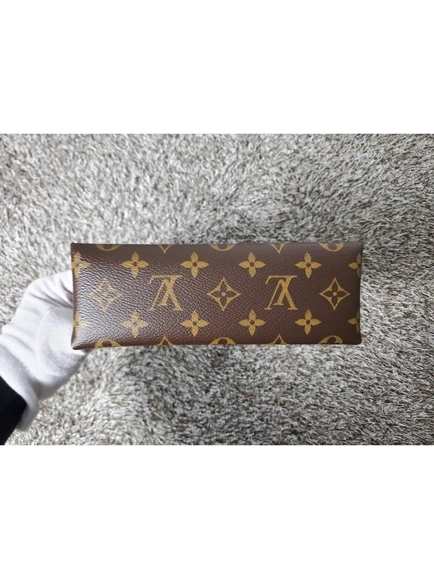 Rocky BB - LOUIS VUITTON - BALAAN 6