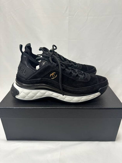 Logo Mixed Fibers Suede Low Top Sneakers Black - CHANEL - BALAAN 2