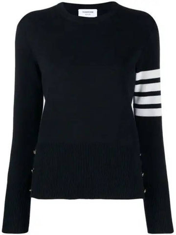 23FW FKA239A Crepe Milano Stitch Diagonal Armband Knit 1006352 - THOM BROWNE - BALAAN 1