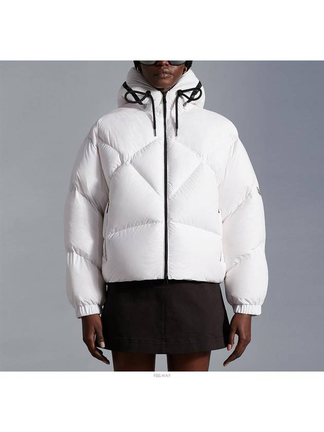 Estom Quilted Short Padding Offwhite - MONCLER - BALAAN 4