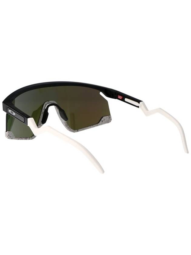 Oakley Sunglasses - OAKLEY - BALAAN 4