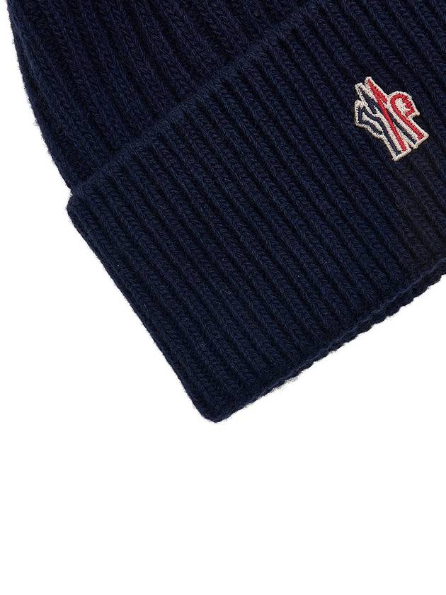 Grenoble Pom Pom Beanie 3B00019 M1213 750 - MONCLER - BALAAN 8