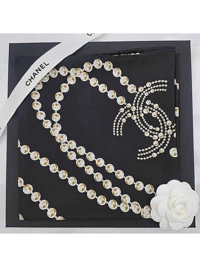 Pearl CC Logo Scarf Square Black AA9028 - CHANEL - BALAAN 2