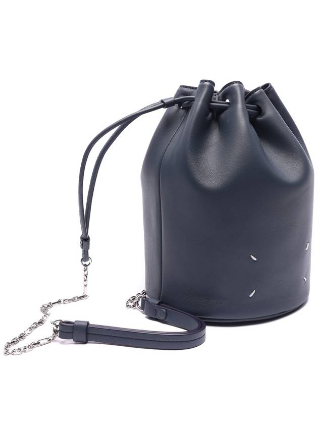 Women's Chain Tabi Bucket Shoulder Bag Navy - MAISON MARGIELA - BALAAN 4