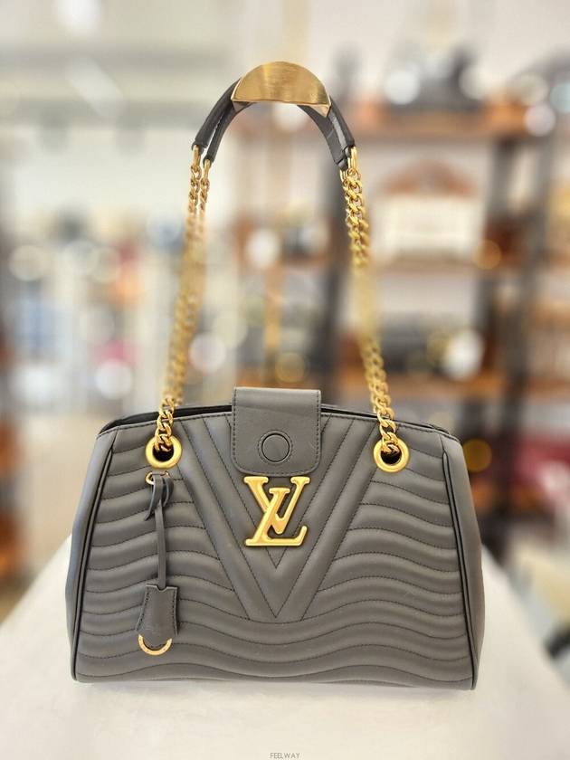 Daol Sangin Store New Wave Chain Shoulder Bag Black M51496 Condition A - LOUIS VUITTON - BALAAN 4