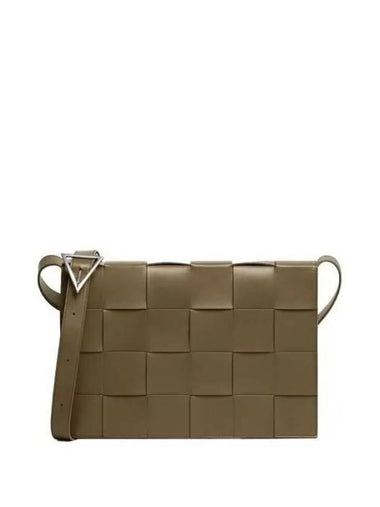 Maxi Cassette Messenger Bag Brown - BOTTEGA VENETA - BALAAN 1