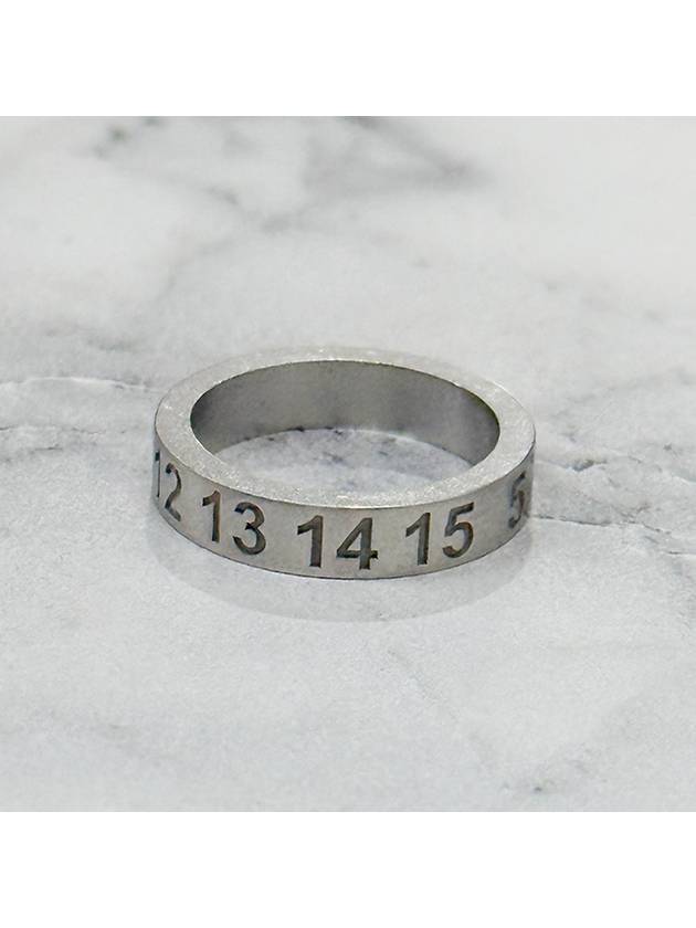 Numerical Engraved Logo Ring Silver - MAISON MARGIELA - BALAAN 6