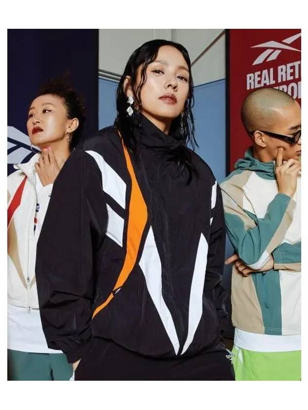 Hyori Lee wearing vector flash windbreaker black - REEBOK - BALAAN 1