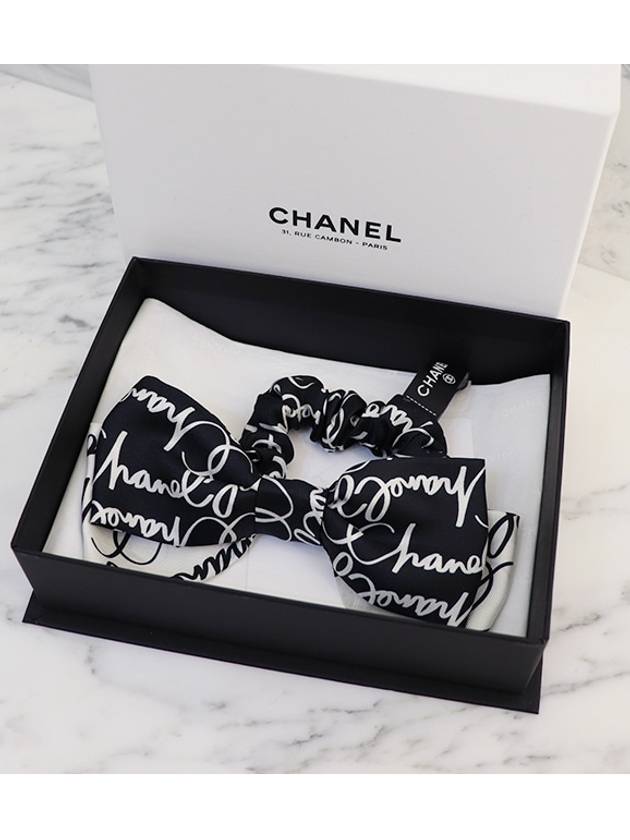 Black White Logo Hair Scrunchie - CHANEL - BALAAN 1