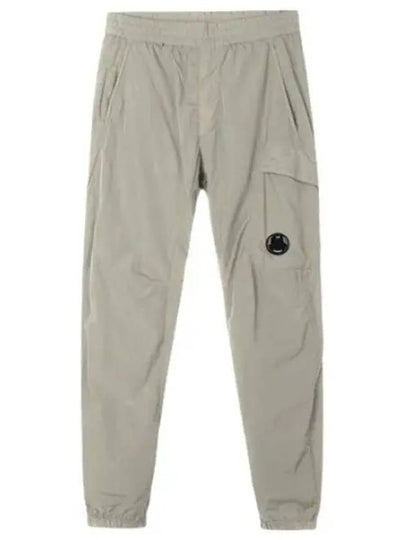 Lens Wappen Technical Cargo Track Pants Sage - CP COMPANY - BALAAN 2