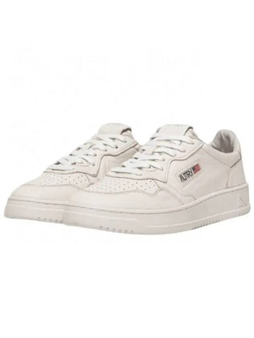 Medalist Low Top Sneakers White - AUTRY - BALAAN 1