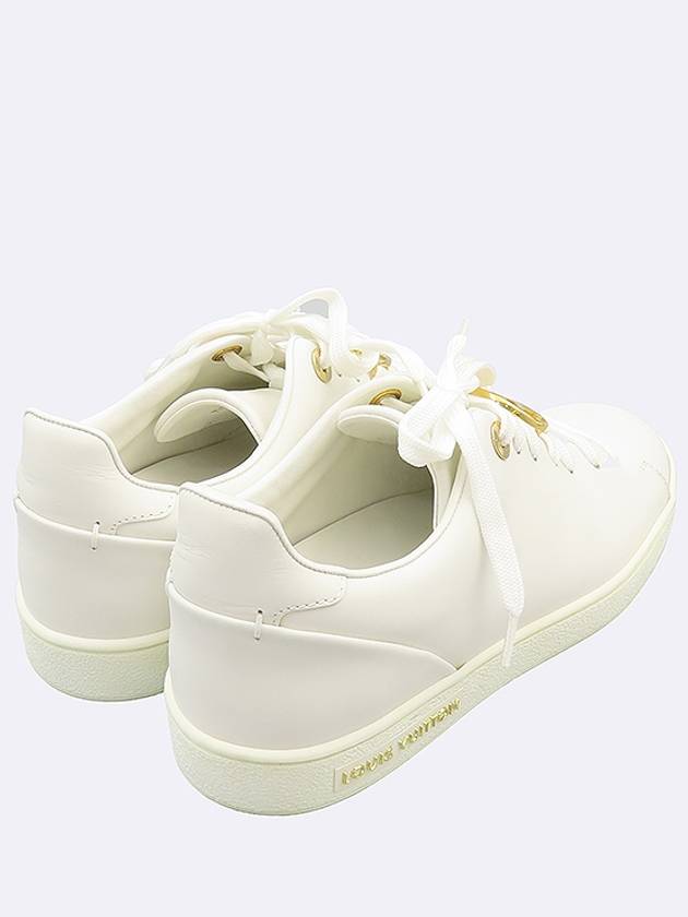 Louis Vuitton 1A2XOM White Color Leather Gold Plated LV Circle Front Row Women s Sneakers 35 - LOUIS VUITTON - BALAAN 3