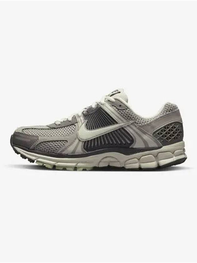 Zoom Vomero 5 Low Top Sneakers Cobblestone - NIKE - BALAAN 2