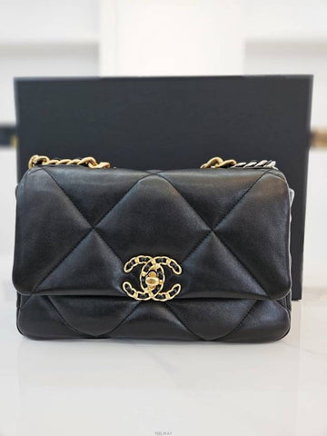 women shoulder bag - CHANEL - BALAAN 1