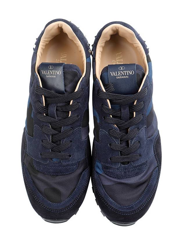 Men's Rockrunner Camouflage Suede Low Top Sneakers Navy - VALENTINO - BALAAN 3