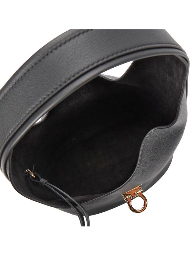 Buckle Hobo Shoulder Bag Black - SALVATORE FERRAGAMO - BALAAN 8