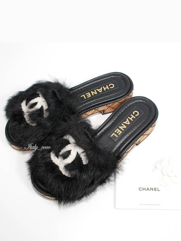 CC Logo Fur Shearling Mule Slippers Black G39357 - CHANEL - BALAAN 4