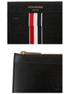 Intarsia Stripe Clutch Bag Black - THOM BROWNE - BALAAN.