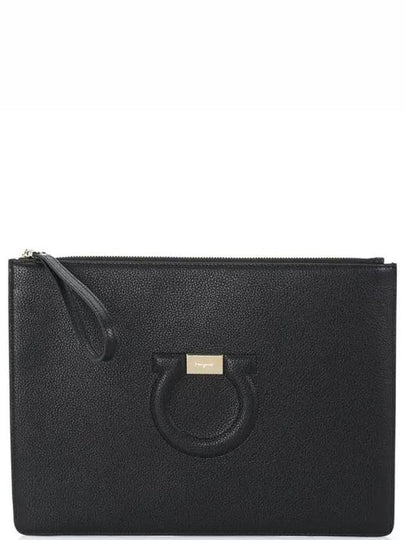 Embossed Gancini Clutch Bag Black - SALVATORE FERRAGAMO - BALAAN 2