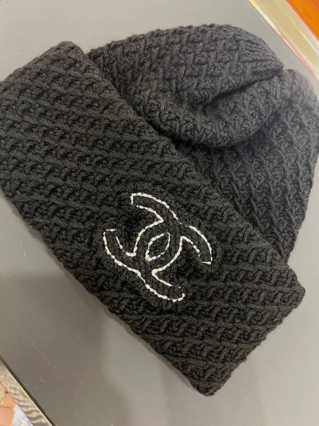 CC Logo Cashmere Beanie Hat Black Fall Winter Unisex - CHANEL - BALAAN 5