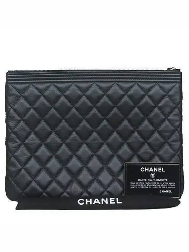 A84406 Black Lambskin Boy Gold New Medium Clutch - CHANEL - BALAAN 2