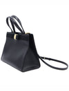 Women s Ferragamo 21 I290 Black Calfskin New Vara Bow Medium 2WAY gt bag Gangbuk used luxury goods - SALVATORE FERRAGAMO - BALAAN 6