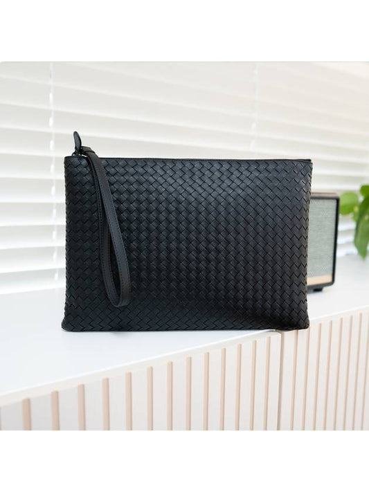 Intrecciato Strap Clutch Bag Black - BOTTEGA VENETA - BALAAN 2