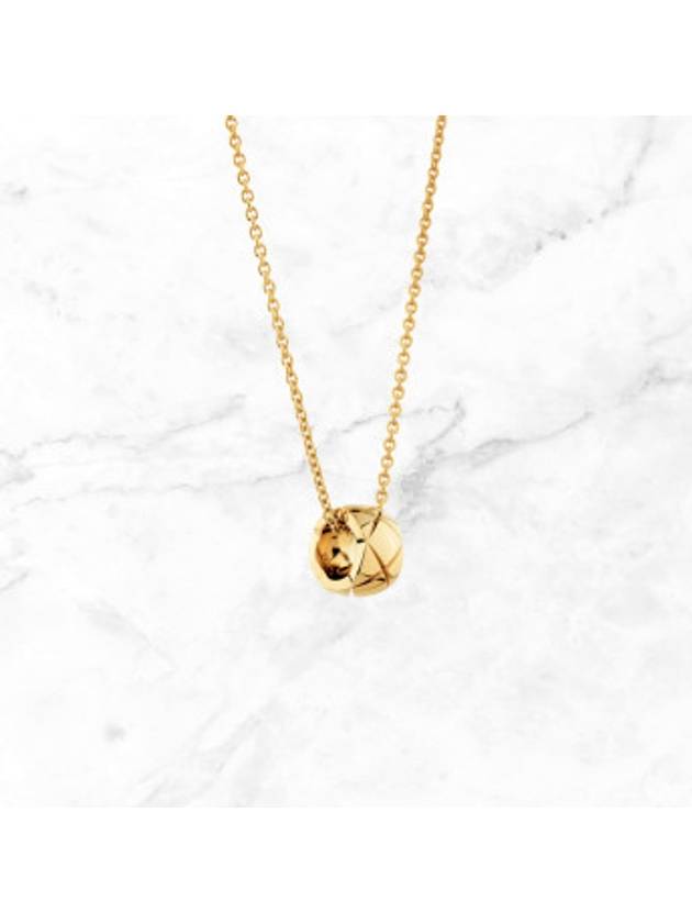 Coco Crush Quilted Motif Necklace Gold - CHANEL - BALAAN 2