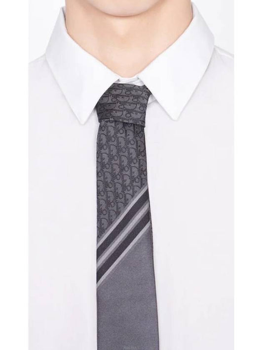 Striped Tie Gray White Silk - DIOR - BALAAN 1