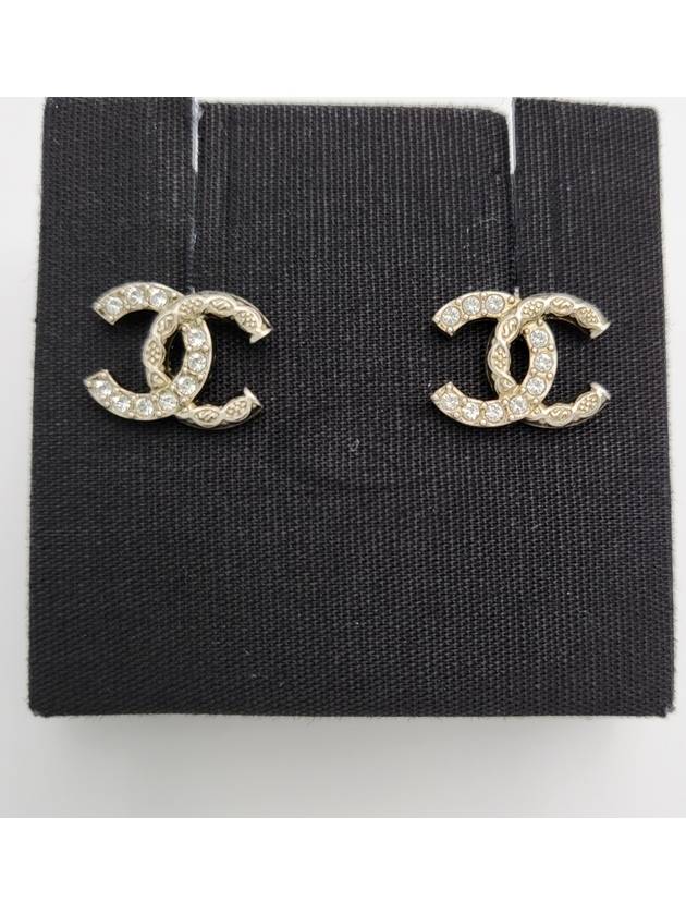 CC logo crystal earrings silver - CHANEL - BALAAN 4