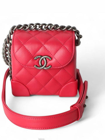 women cross bag - CHANEL - BALAAN 1