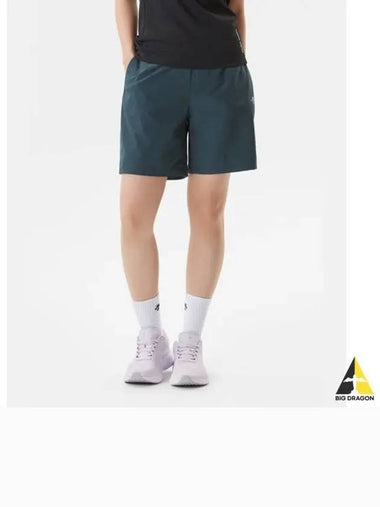 Running Essentials 4 5 Shorts Dark Green SP323RHP71 - DESCENTE - BALAAN 1