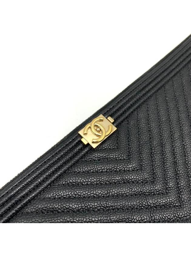 Caviar Chevron Boy Clutch Large - CHANEL - BALAAN 6