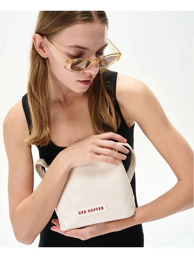 Candy Enamel Shoulder Bag Cream - DER KOFFER - BALAAN 7