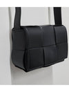 Intrecciato Cassette Small Cross Bag Black - BOTTEGA VENETA - BALAAN 5