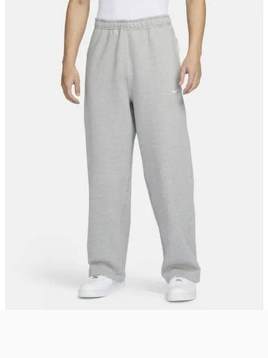 Sportswear Swoosh Open Hem Fleece Pants M Dark Gray Heather White FN3343 063 - NIKE - BALAAN 1