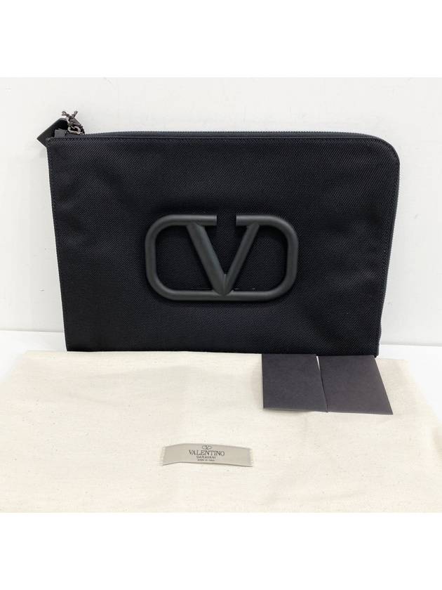 Nylon V Logo Clutch Bag Black - VALENTINO - BALAAN.