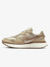 Phoenix Waffle Low Top Sneakers Sanddrift - NIKE - BALAAN 2