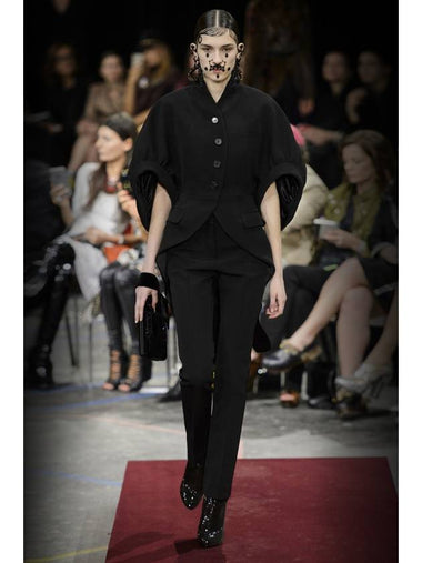 Runway look 47 trousers - GIVENCHY - BALAAN 1