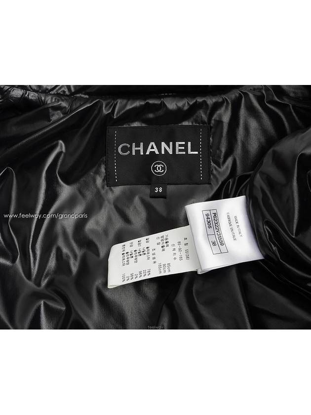 Black glossy padding 38 67239 - CHANEL - BALAAN 6